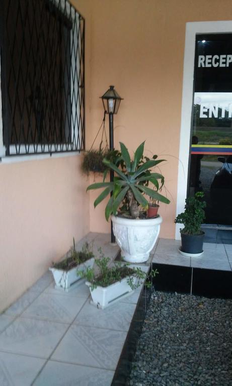 Hotel E Pousada Via Mar Itapocu Luaran gambar